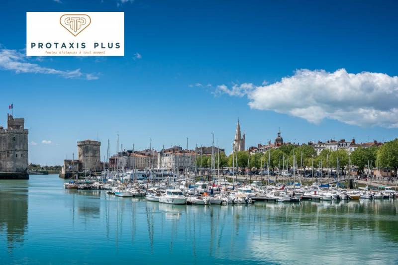 Réservation d'un taxi pour un trajet Bordeaux La Rochelle pour un couple